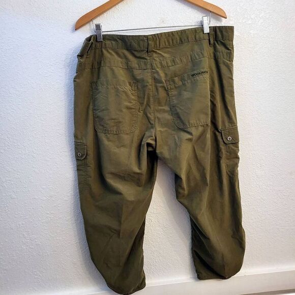 Woolrich Khaki military green ruched Hiking Outdoor Capri Cargo Pants Flattering - Picture 3 of 6